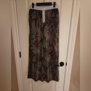 Urban Outfitters Camouflage Wide-Leg Pants